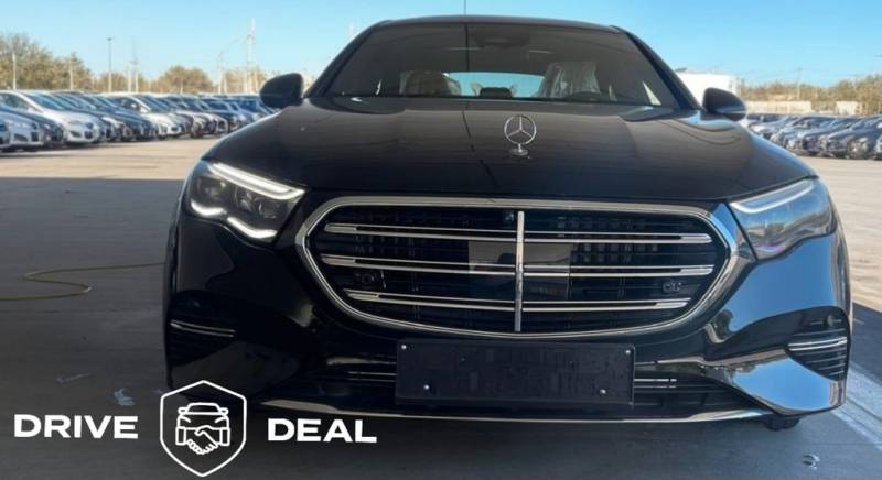 Mercedes-Benz E 200 limo. Exclusive Premium Plus 26