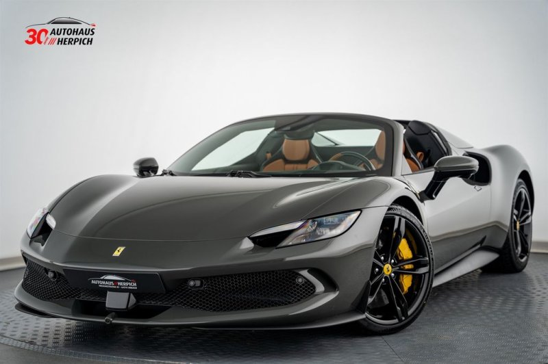 Ferrari 296 GTS SURO LIFT JBL ACC DAYTONA-RACING-SEATS