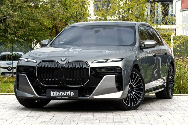 BMW 740d M SPORT.MASSAGE.CONNOISSEUR.SKY.BandW.5/100