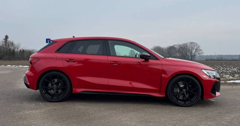Audi RS3 RS 3 Pano Sonos Navi Sportabgas Kamera