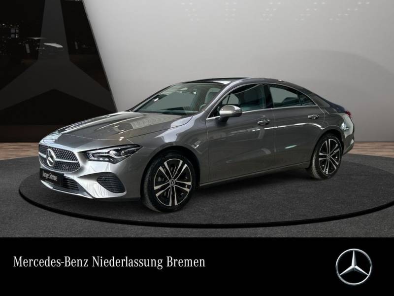 Mercedes-Benz CLA 180 Progressive PANO KEYLESS Totwinkel LED