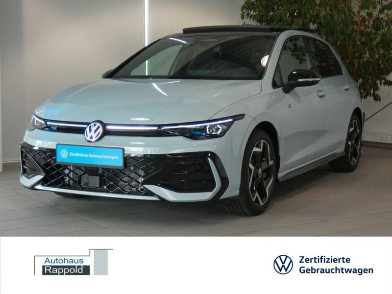 Volkswagen Golf 1.5 eTSI R-Line DSG PANO AHK SOUNDSYSTEM