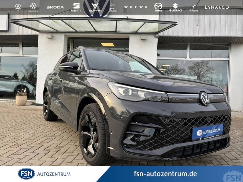 Volkswagen Tiguan R-Line 2,0 l TDI AHK Matrix Soundsystem