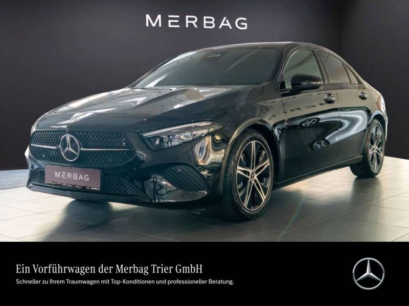 Mercedes-Benz A 180 Limousine ACC AHK AUT DynLicht Kam. KlimaA