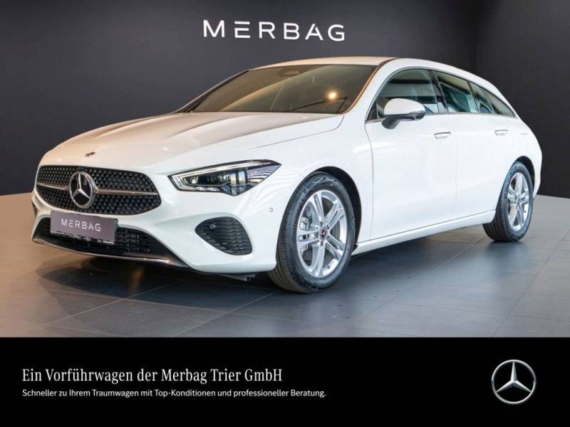 Mercedes-Benz CLA 200 Shooting Brake 360 ACC AHK AUT DynLicht