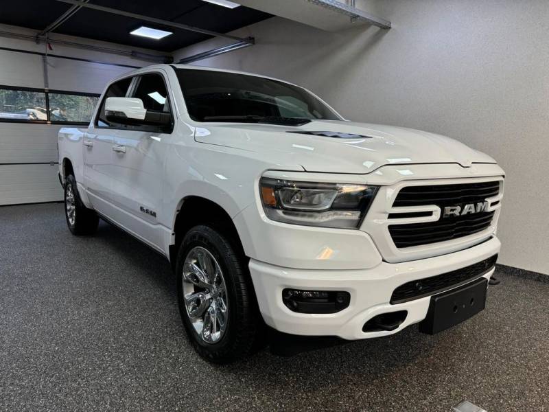Dodge LARAMIE CREW CAB SPORT  12" LUFTFEDER  HEMI 4x4