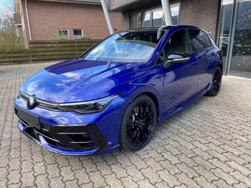 Volkswagen Golf VIII 2.0 TSI 245 kW 4Motion R Black Edition