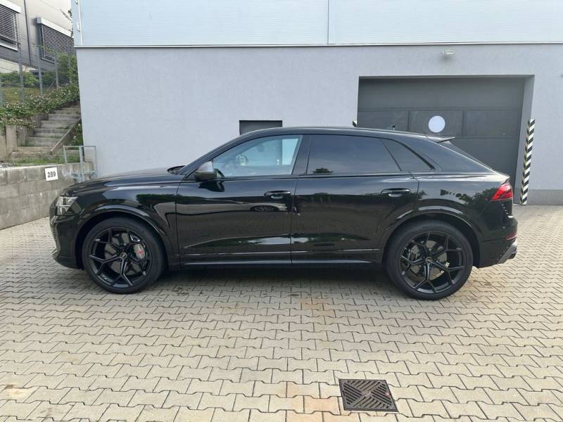 Audi RSQ8 RS Q8 performance Head Up/Keramik Bremse/