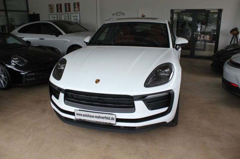 Porsche Macan MJ25 Panorama/RCam/Mirrorlink/Memory/GRA