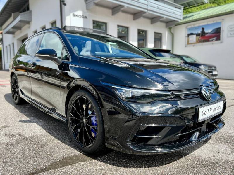 Volkswagen Golf R Variant 2.0 TSI DSG 4Motion Pano AHK 19"