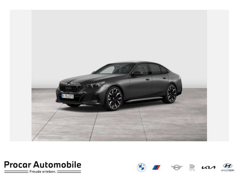 BMW i5 eDrive40 M Sport Pro PANO Travel Pak.