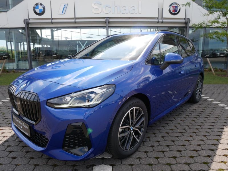 BMW 218d MSport 360° HuD AHK PANO ACC