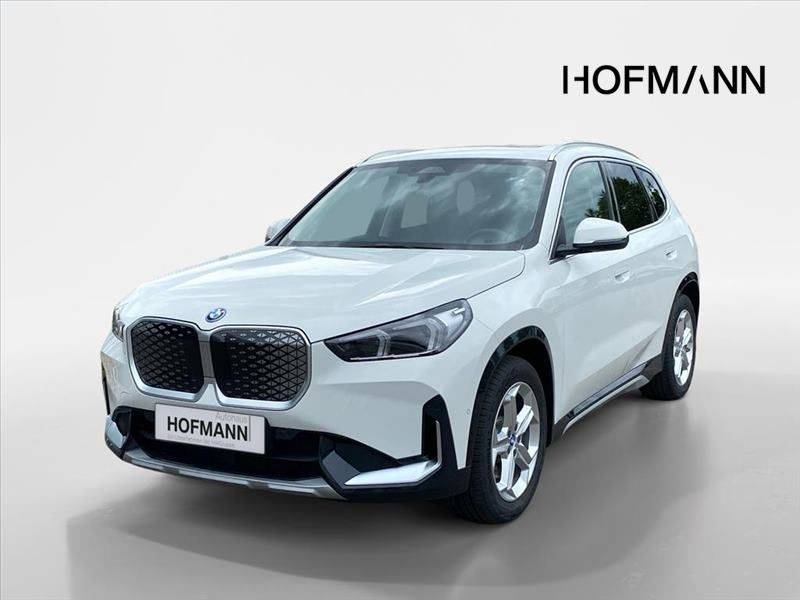 BMW iX1 xDrive30 xLine Premiumpaket Adapt. LED AHK
