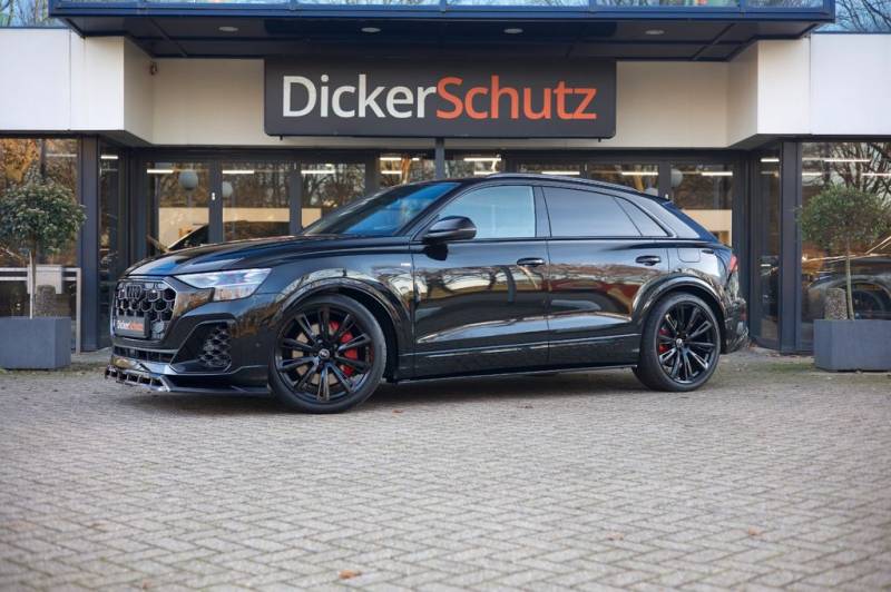 Audi Q8 60TFSIe quattro bodykit