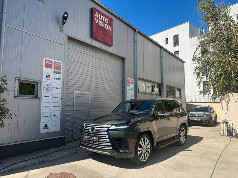 Lexus LX 700h Ultra Luxury 4 seats