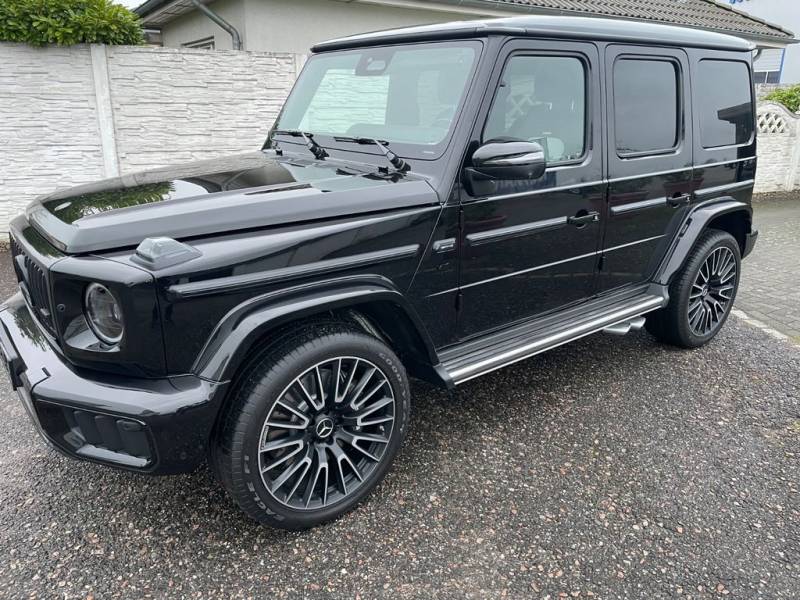 Mercedes-Benz G 63 AMG SUPERIOR CARBON A22 3D 3xTV PR.25 MY26