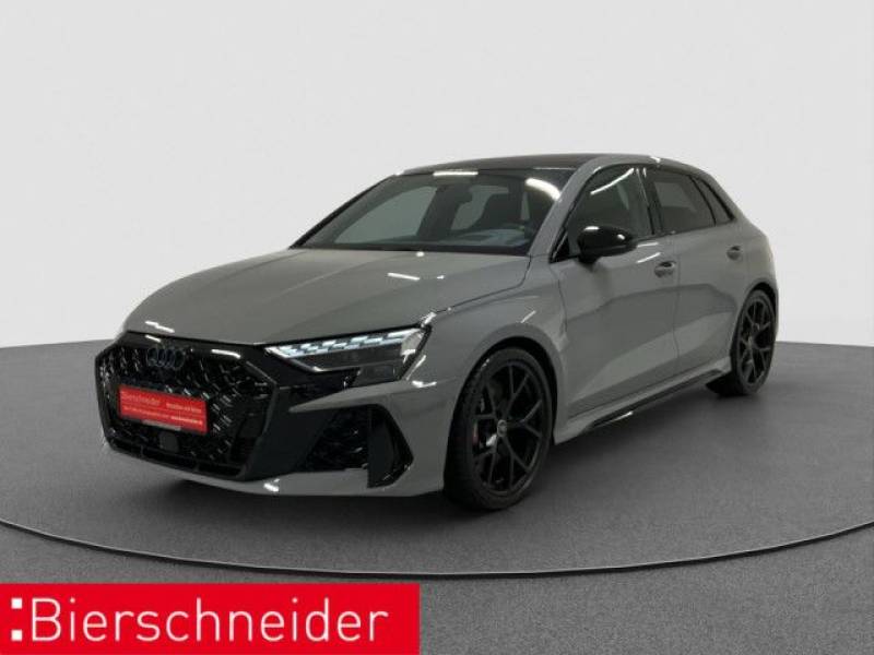 Audi RS 3 Sportback 19 V-MAX MATRIX SCHALE PANO RS-SP