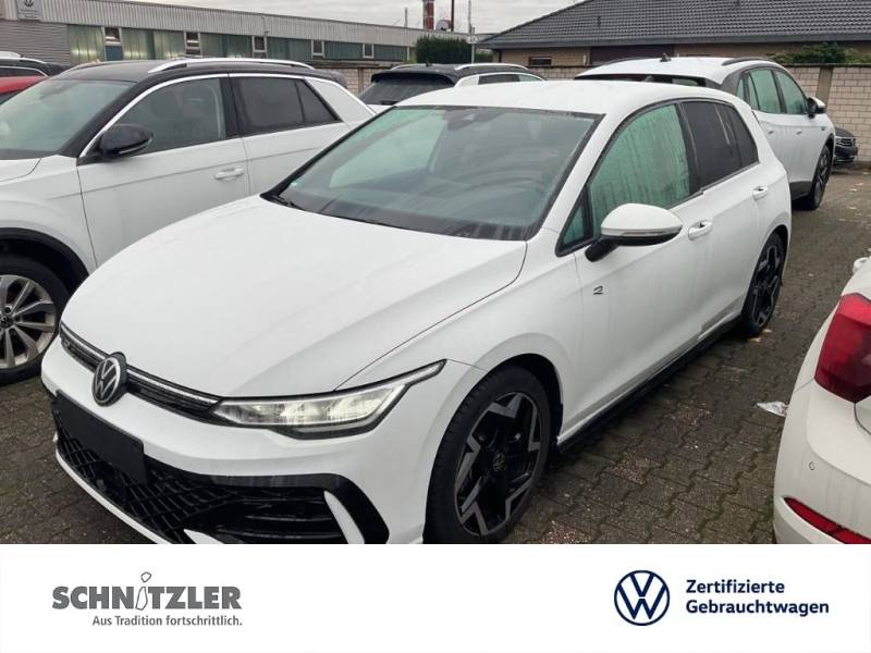 Volkswagen Golf 8 R-Line 1.5 eTSI DSG LED/KAMERA/APP/5J.GAR