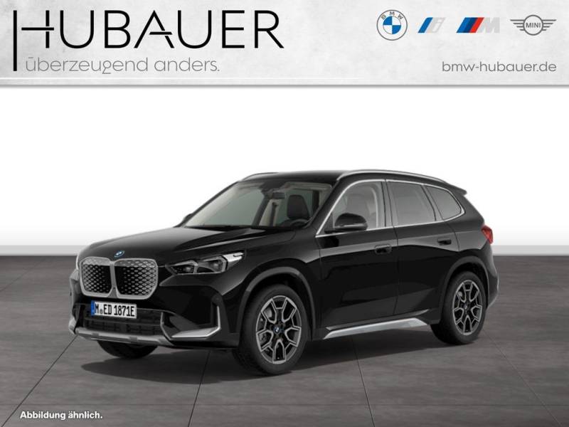 BMW iX1 eDrive20 [xLine, AHK, ACC, RFK, 19" LMR, LED