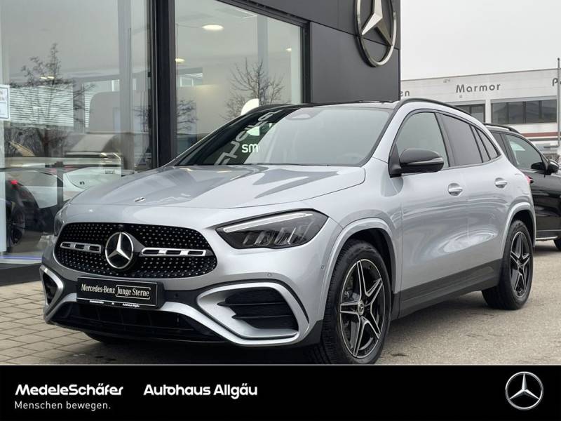 Mercedes-Benz GLA 200 AMG Night AHK Distro Pano Keyless Sound