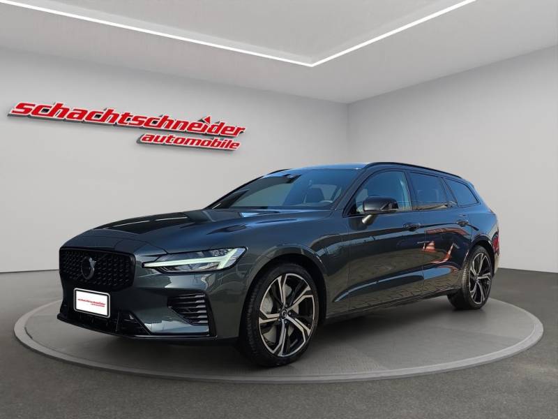 Volvo V60 T8 AWD Plus Dark+Lagom-Pak.+19