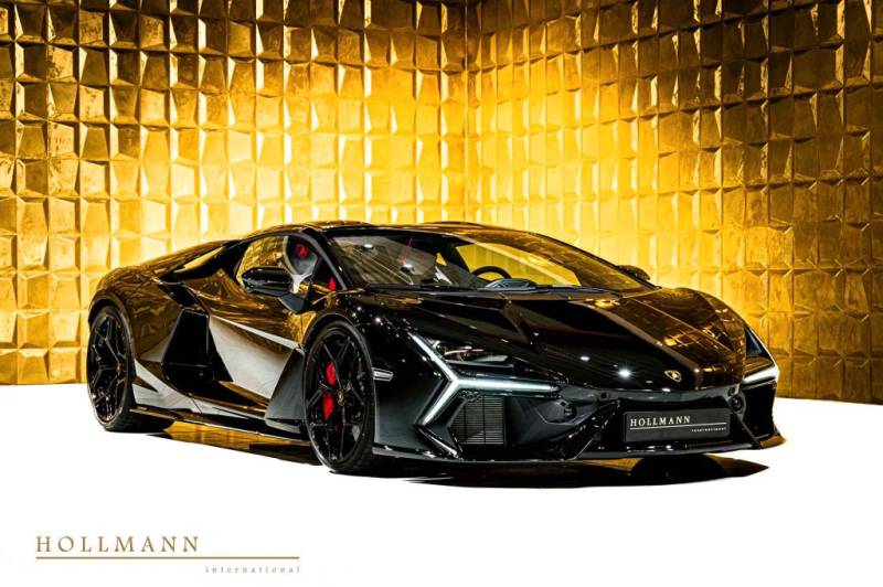Lamborghini Revuelto + PASSENGER DISPLAY + PREMIUM SOUND +