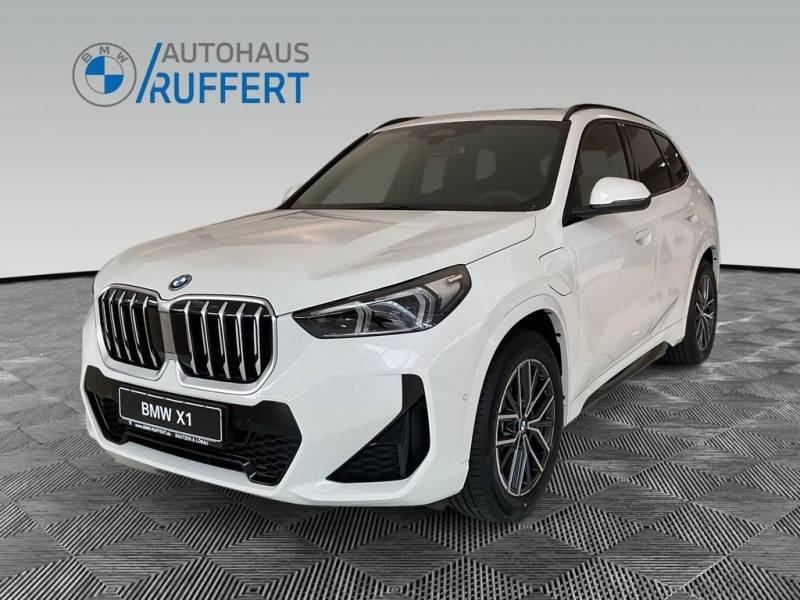 BMW X1 xDrive25e AHZV Panorama Glasdach DAB