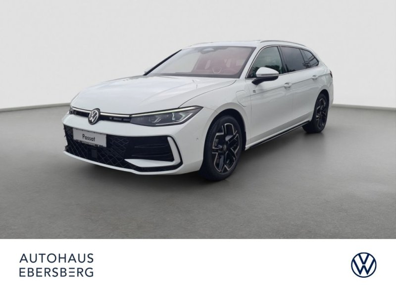 Volkswagen Passat R-Line 1.5 eHybrid IQAssist TrailerAss HU