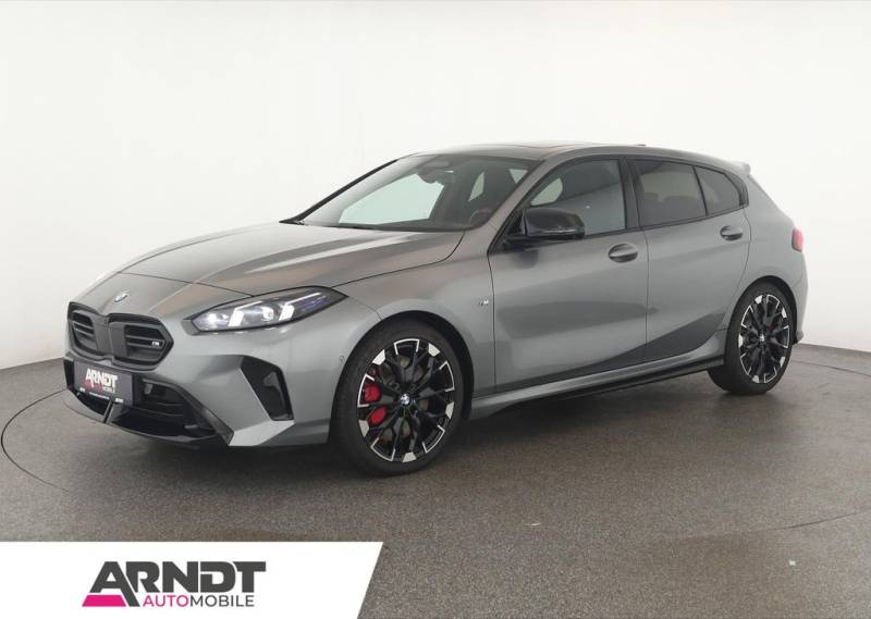 BMW M135 xDrive Sport Pro Matrix Pano HUD ACC 360 19