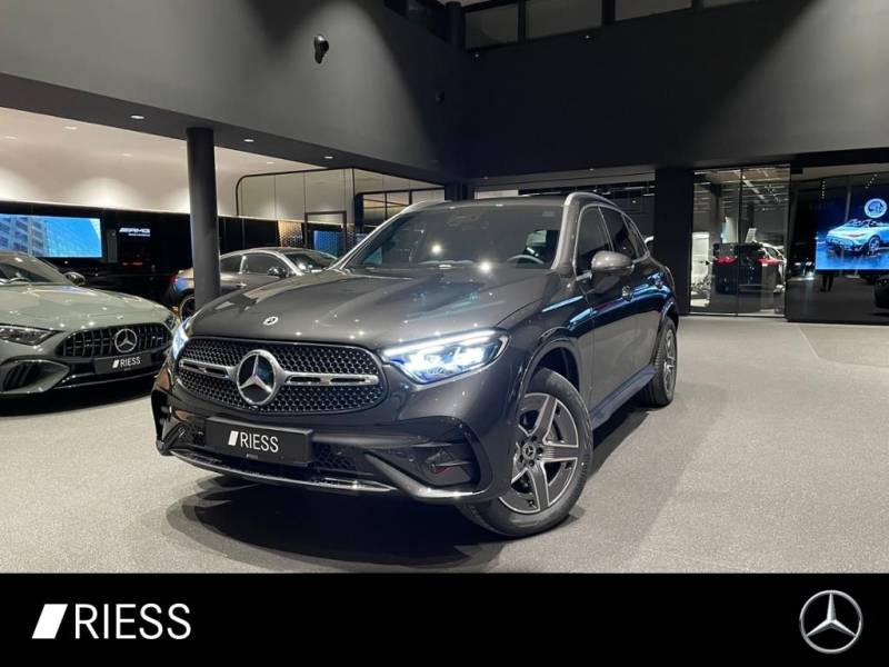 Mercedes-Benz GLC 300 e 4MATIC mit EQ Hybrid Technologie 360