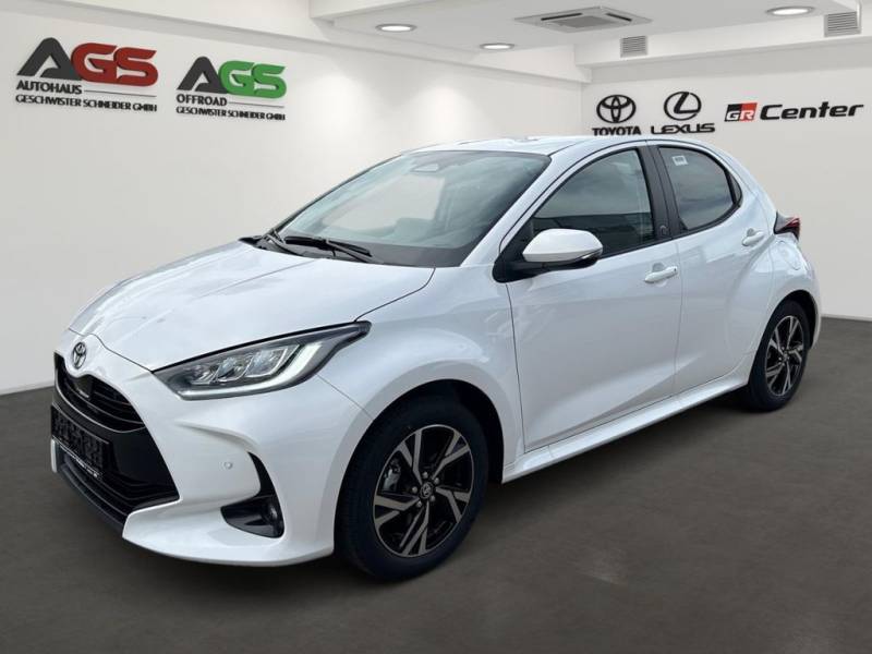Toyota Yaris Hybrid 1,5L Teamplayer Safety + Comfort Pa