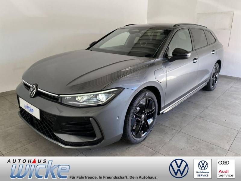 Volkswagen Passat R-Line 1.5 l eHybrid DSG R-Line NAVI