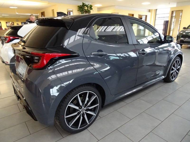 Toyota Yaris Hybrid 130 1.5 VVT-i GR SPORT