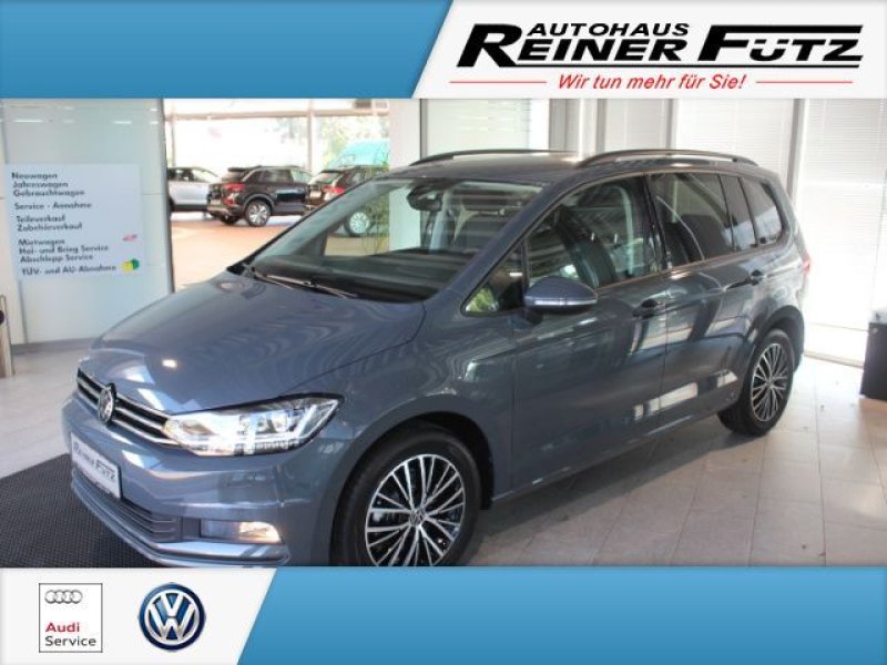 Volkswagen Touran 1.5 TSI DSG Comfortline AHK, RFK, R2D