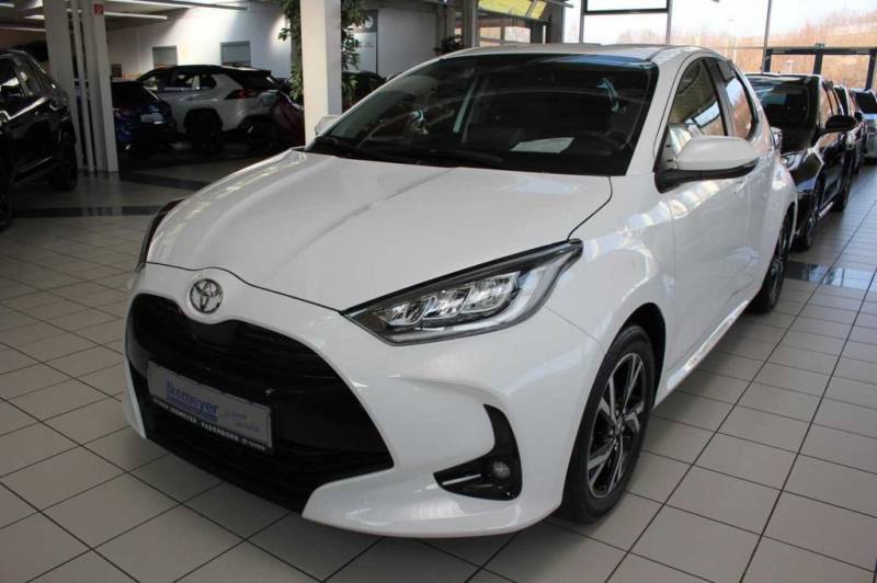Toyota Yaris Hybrid 1.5 Teamplayer LED ACC Sitzheizung 