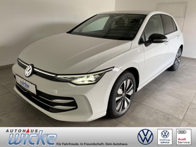 Volkswagen Golf VIII 1.5 eTSI DSG Goal KLIMA REAR VIEW PDC