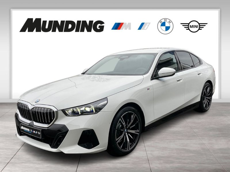 BMW 520i A Limousine M-Sport HUD-Navi-MFL-PDC