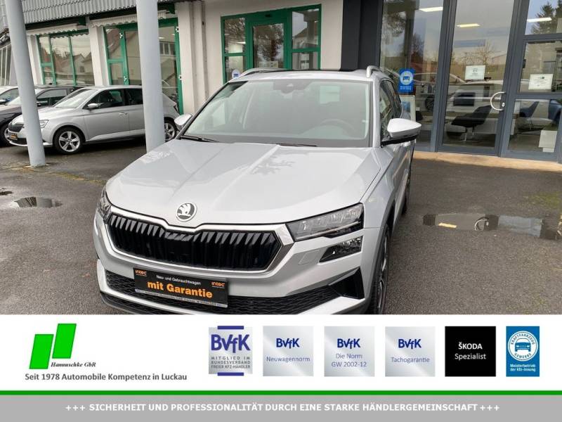 Skoda Karoq 1.5 TSI DSG Design PANO/AHK/NAV/ACC/BSA/18