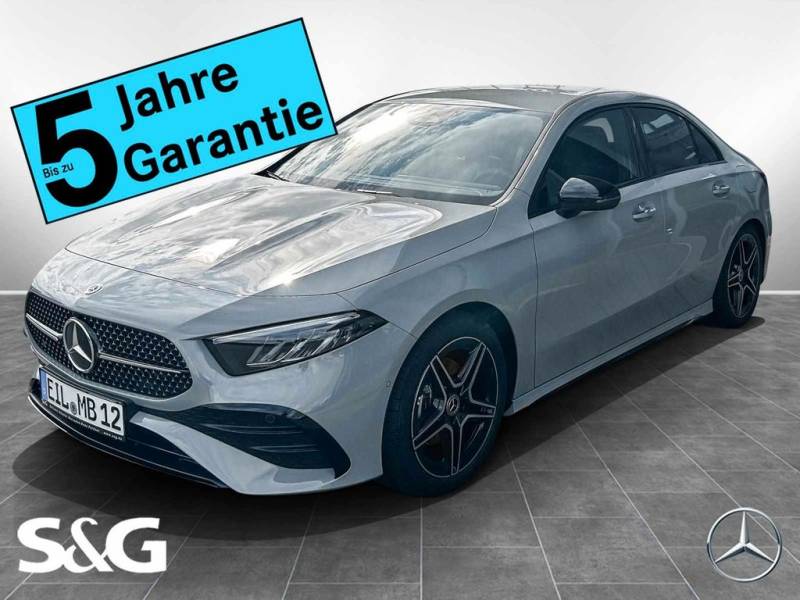 Mercedes-Benz A 200 AMG MBUX+RüKam+LED+Night+AHK+Standh+Smartp