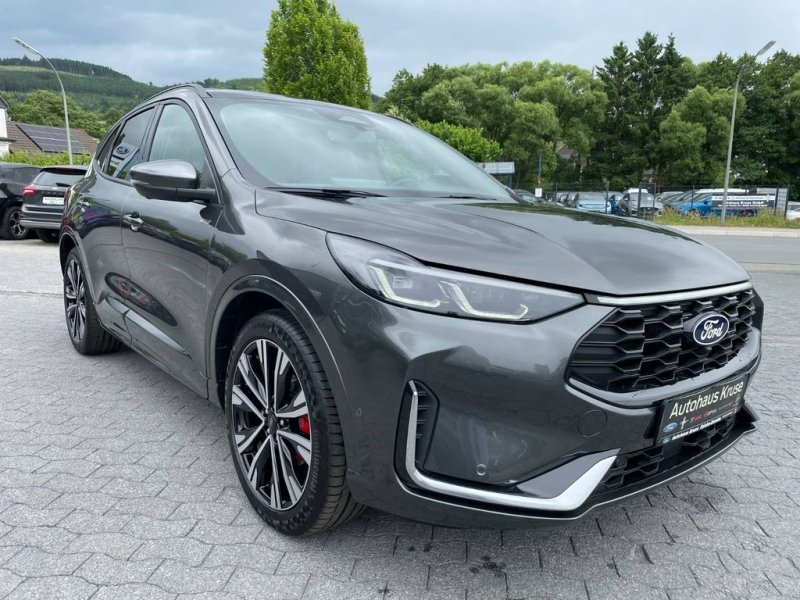 Ford Kuga 2.5 Duratec FHEV ST-Line X CVT+Panorama+AHK