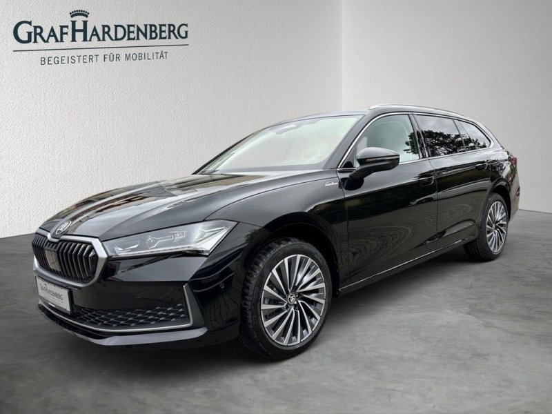 Skoda Superb Combi 1.5 TSI mHEV DSG LandK AHK Matrix LED