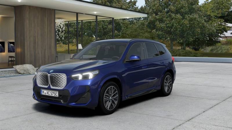 BMW iX1 eDrive20 M Sport AHK HUD Lenkradheizung