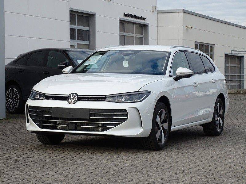 Volkswagen Passat Variant 1.5 eTSI DSG Business "IQ.DRIVE"