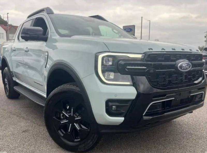 Ford Ranger Stormtrak 2,3L Ecoboost PHEV eRollo Lager