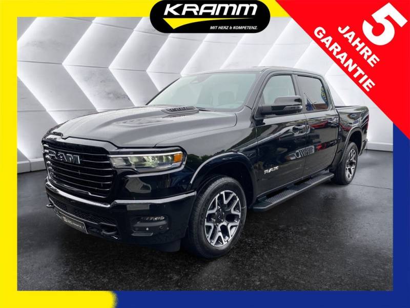 Dodge RAM 1500 Laramie Sport Crew Cab 3.0 L6 LED AHK