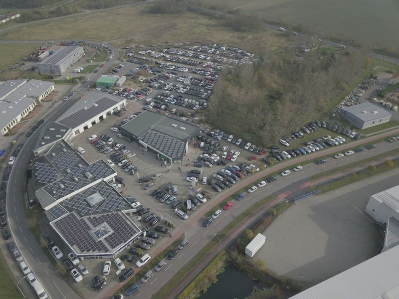 Volvo XC60 B5 B AWD Plus Black Edition*PANO*360°*AHK*