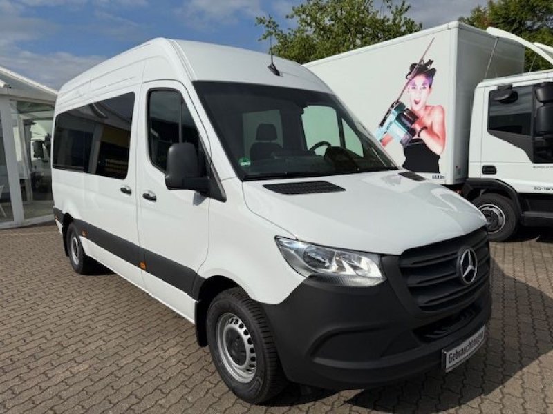 Mercedes-Benz Sprinter Hoch-Tourer 311 CDI 9G-TRONIC 9- Sitzer