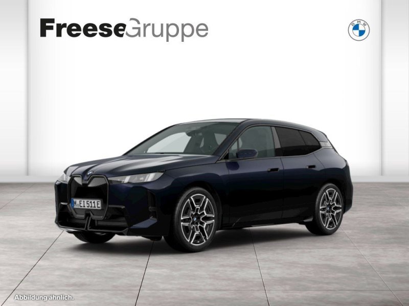 BMW iX xDrive45