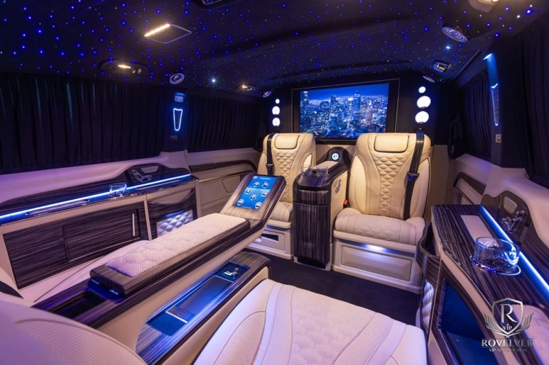 Mercedes-Benz V300 - V-Klasse - VIP ROYAL VAN Facelift 2025