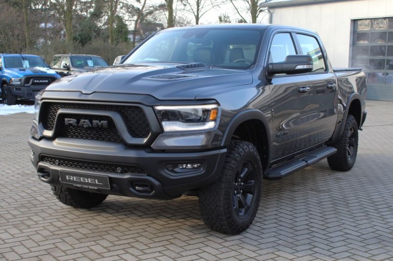 Dodge RAM 5,7L V8 Rebel, Luft, LPG, Night, 360°, ACC,